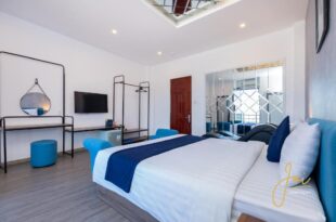 Joi Hospitality – Bãi Trước