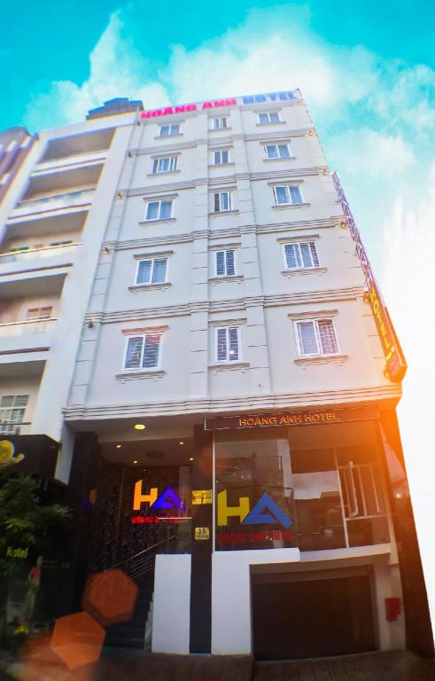 Khách Sạn Hoàng Anh