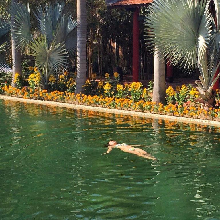 Khu nghỉ dưỡng Full Moon Village