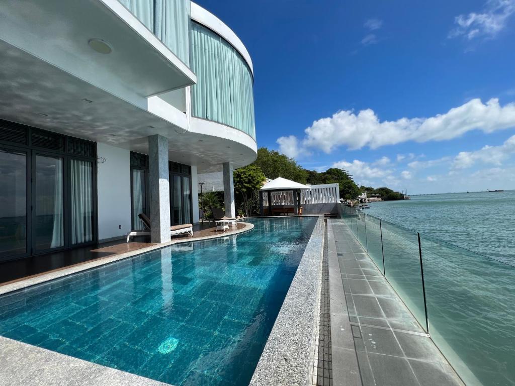 Nancy Grand Villa seaview 2