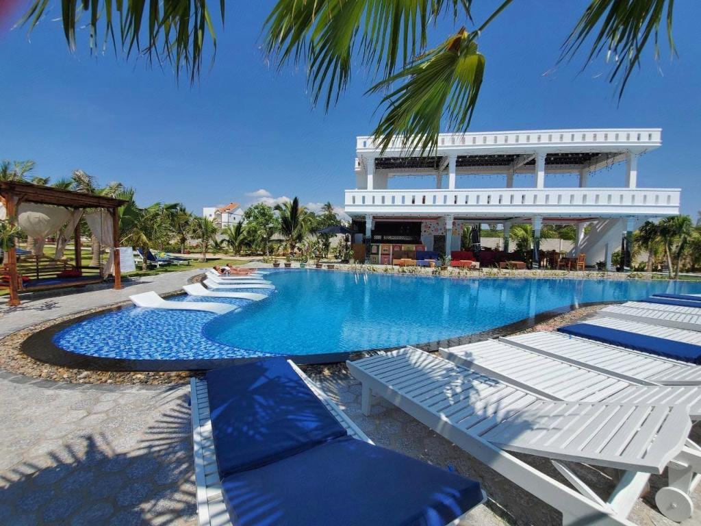 Suoi Tien Hills Hotel