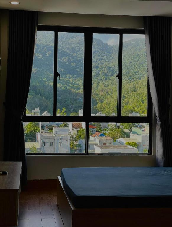 Ami Mountain Sea DaNang Cozy – Mountain iron View