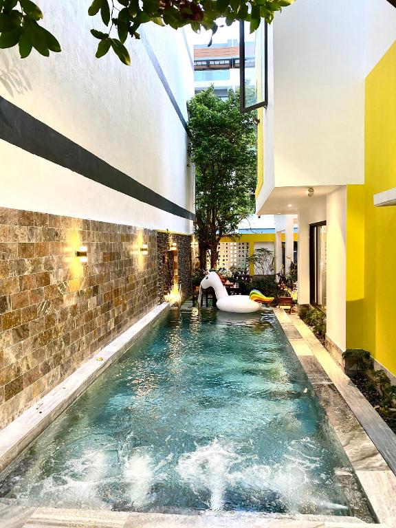 Lam Villa sân vườn 4 BR biển Phạm Văn Đồng