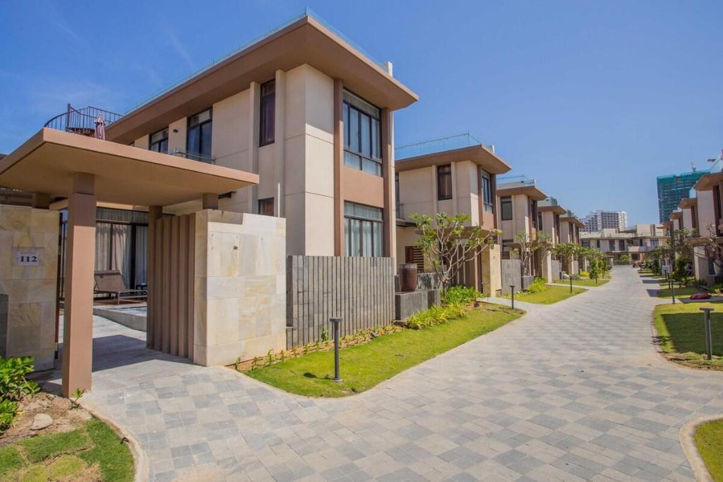 Biệt thự hồ bơi riêng Cam Ranh Mystery Villa & Spa