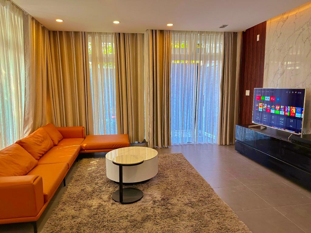 Private Pool*6BR*Sauna*Near Beach