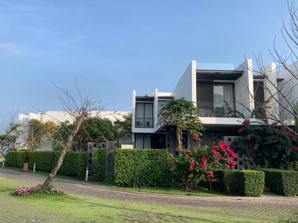 VIP FAMILY VILLA 4 Bedroom in Oceanami