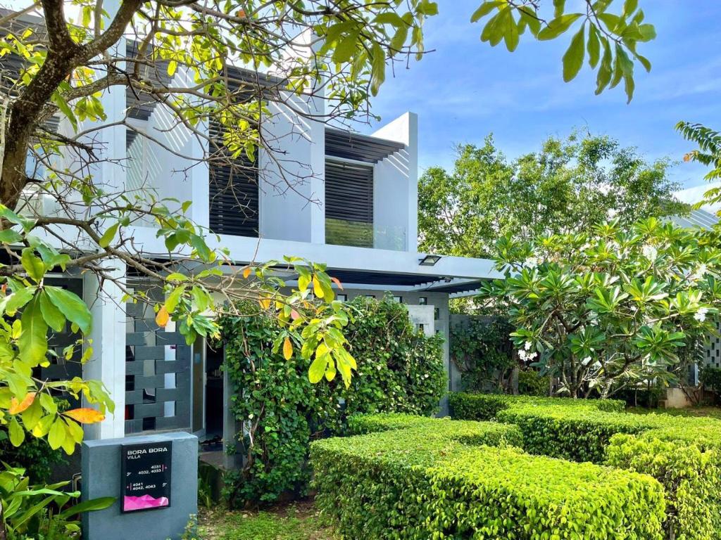 Villa 3 phòng ngủ resort Oceanami Long Hải