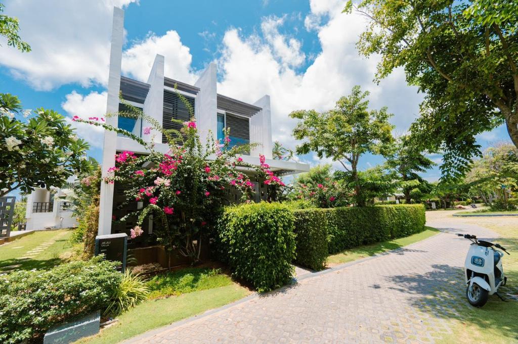 Villa 450m2 (4 phòng ngủ) resort Ocenami Phước Hải