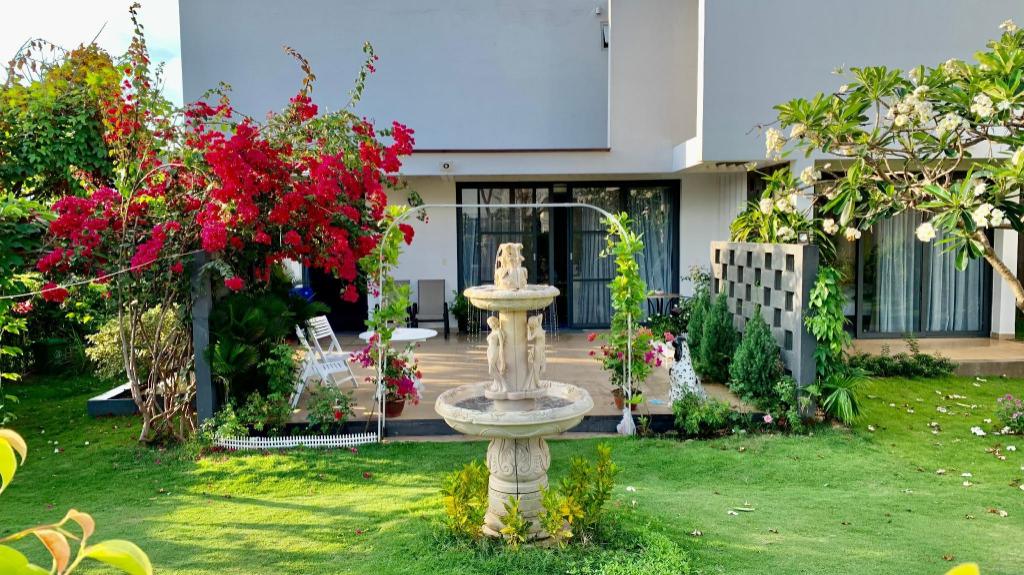 Oceanami Villas &Beach Club – YES Villa – Long Hai