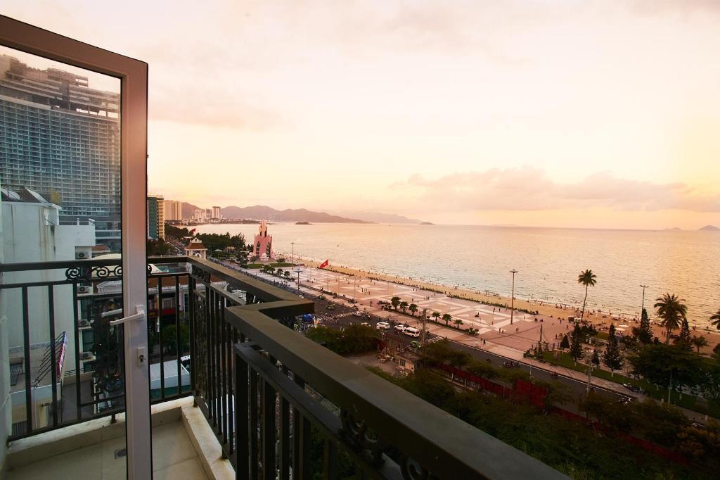 Khách sạn Boss Nha Trang