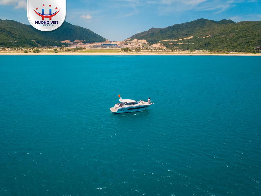 Khách sạn Hương Việt Quy Nhơn