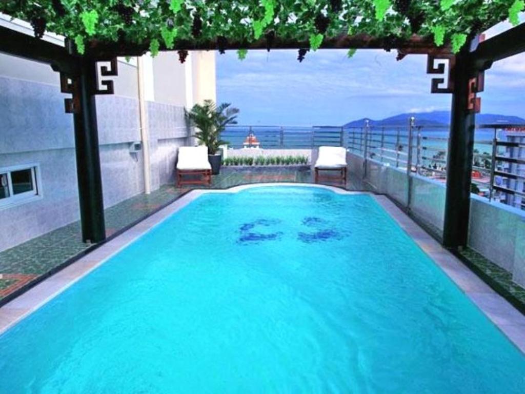 Khách sạn Nice Swan