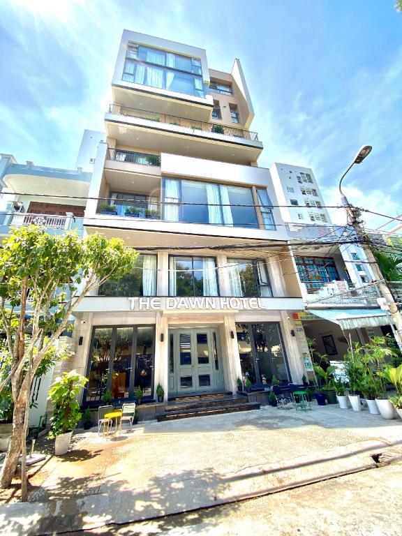 Khách sạn The Dawn