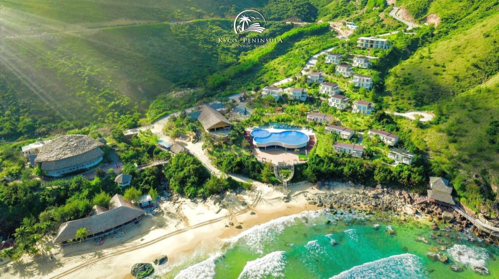 Khu nghỉ dưỡng Kỳ Co Peninsula Quy Nhơn