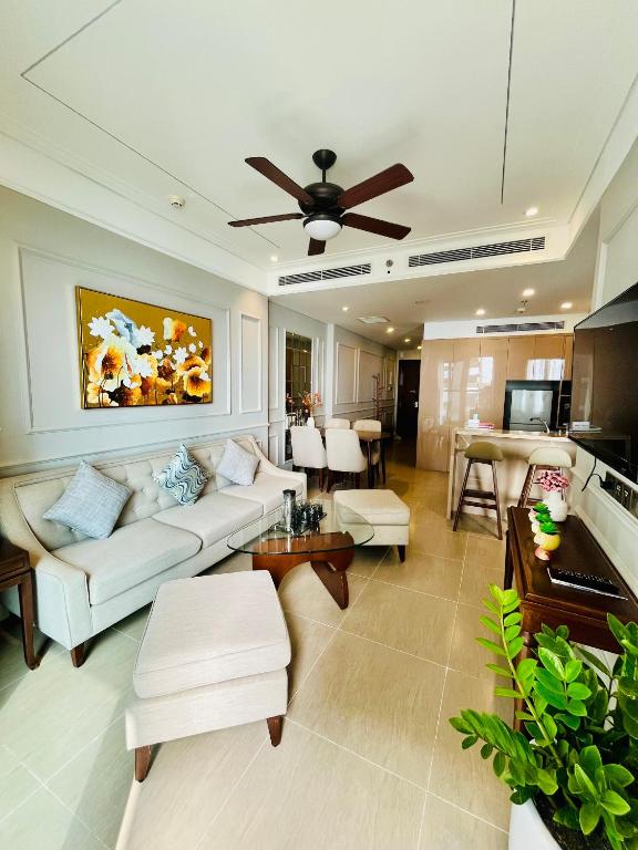 Luxury 2Bedroom Apartment with Ocean view 25th Floor