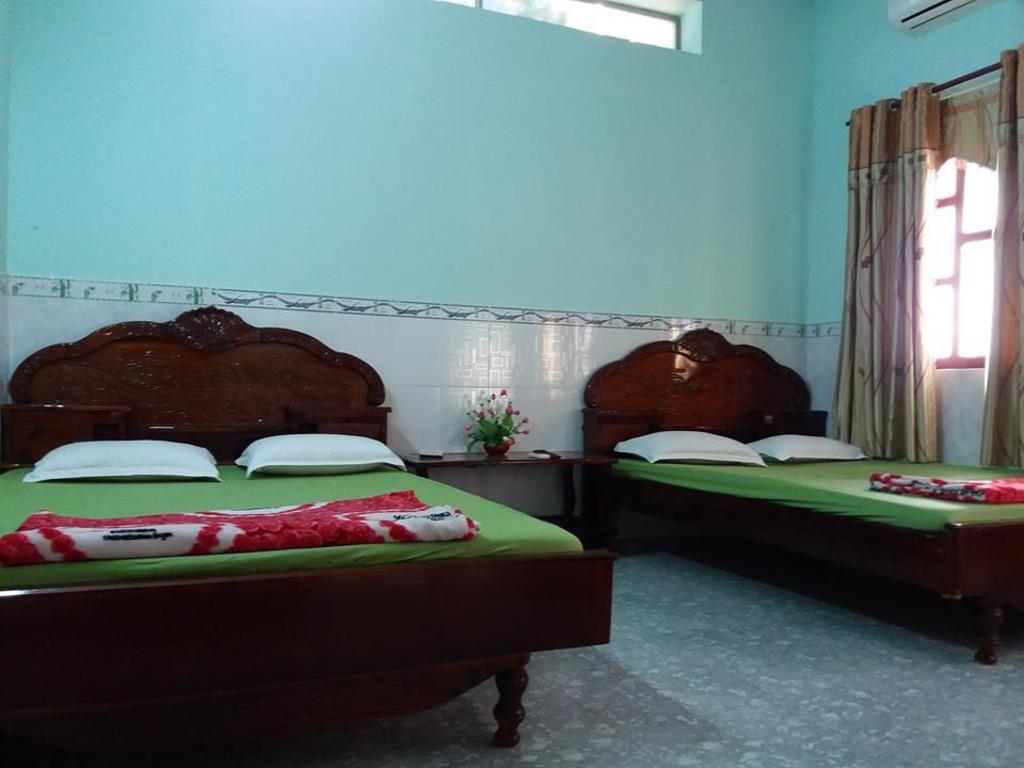 Nhà nghỉ Thuý Hằng