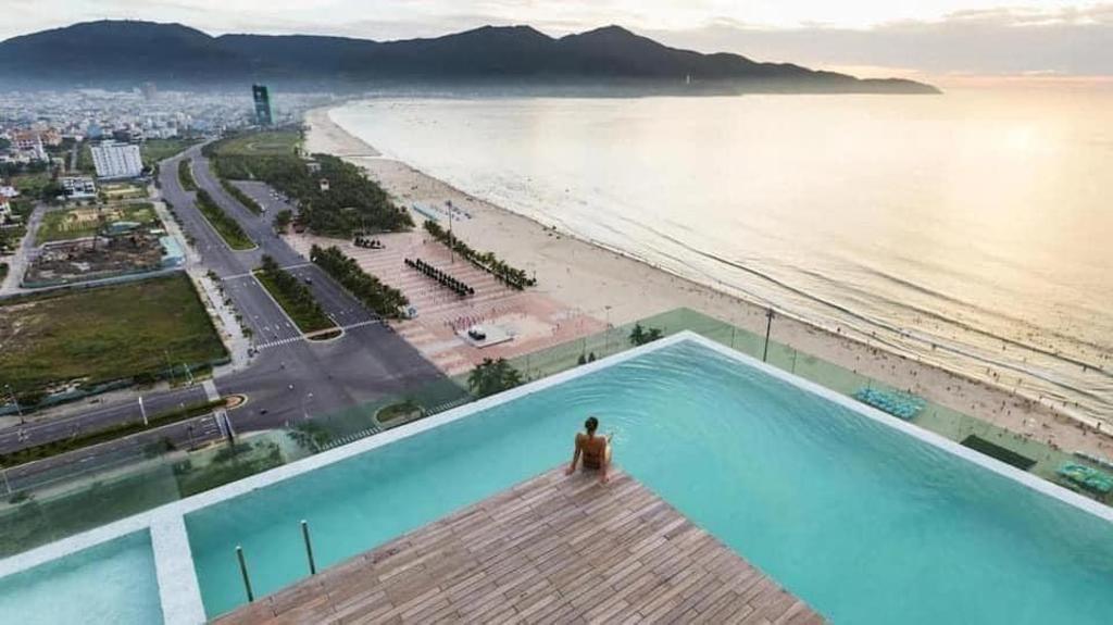 Alacarte 2BRs- Right by the sea- infinity pool