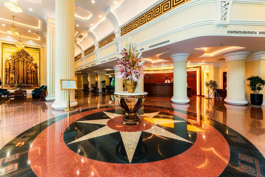 Trần Viễn Đông Hotel