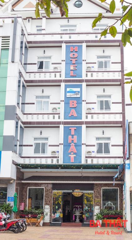 Ba Thật Hotel