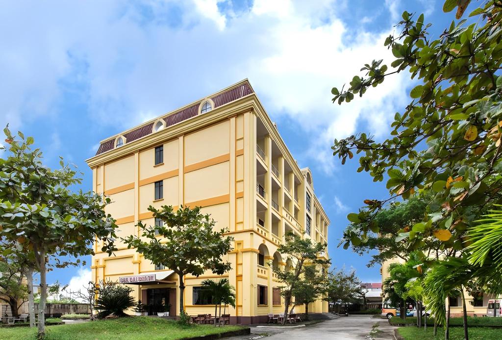 CỬA ĐẠI BEACH HOTEL