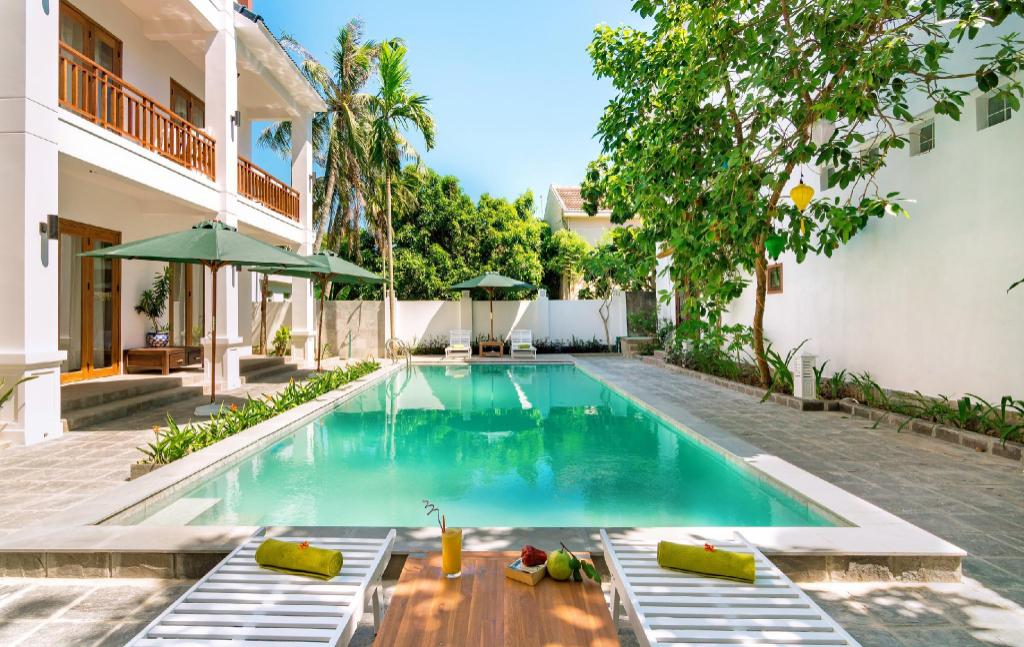 Biệt Thự Cây Sung Hội An