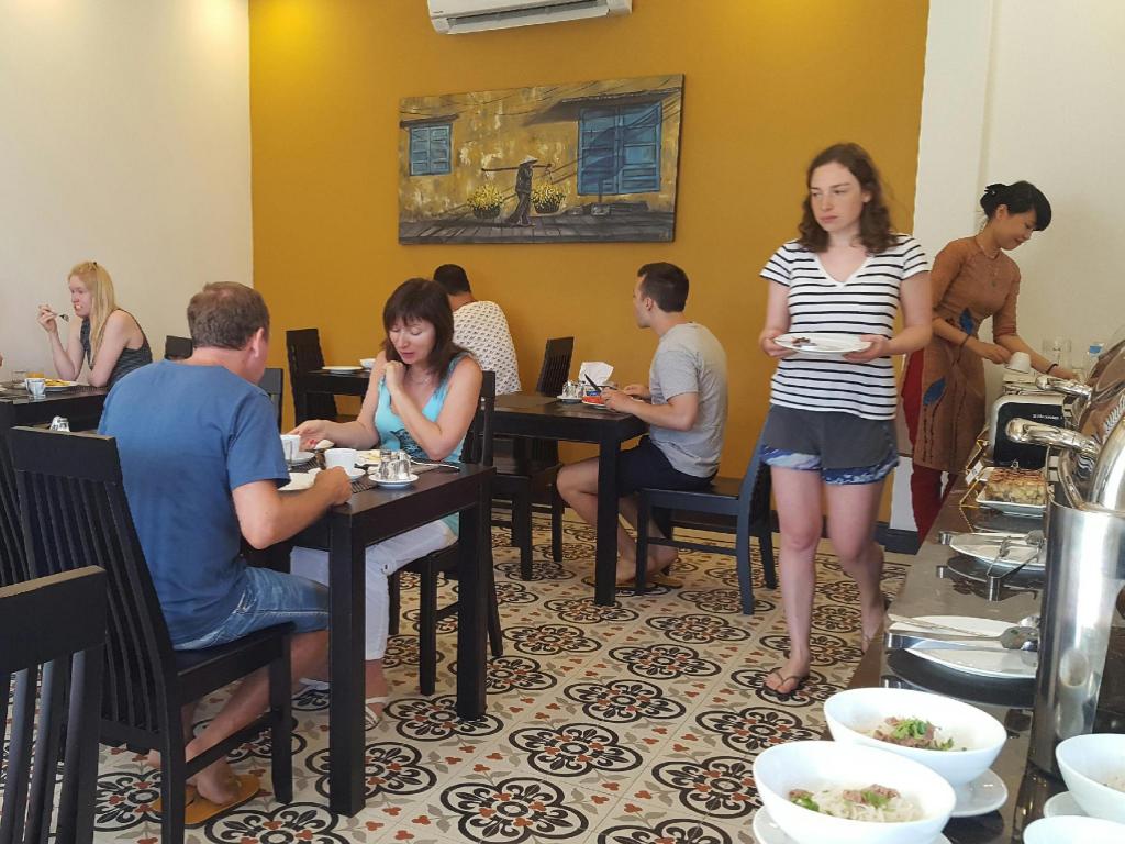 Biệt Thự Chuông Vàng