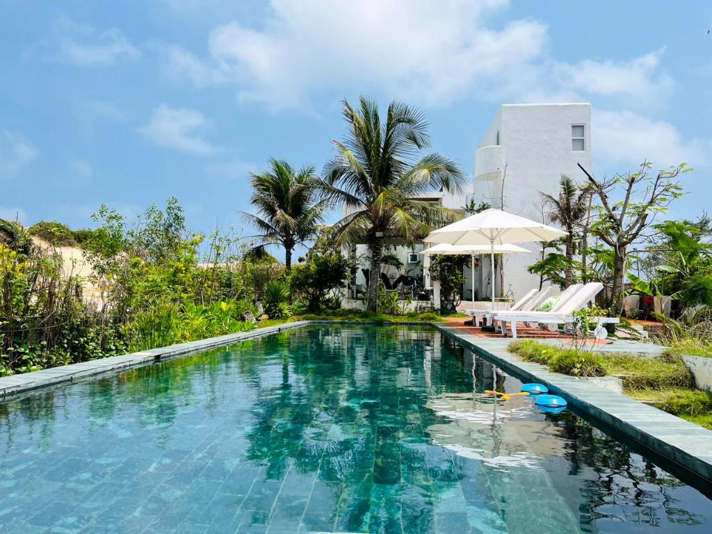 Hồ Lân Retreat, Villa mặt biển