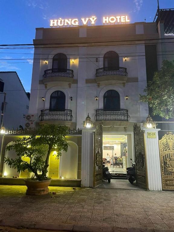 Hotel Hùng Vỹ