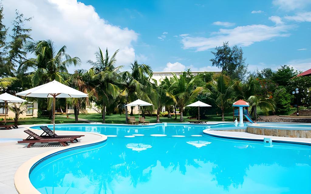 Lazi Beach – Mom Da Chim Resort