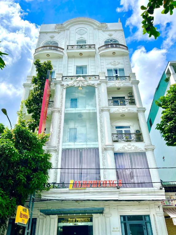 Linh Phương 5 Hotel