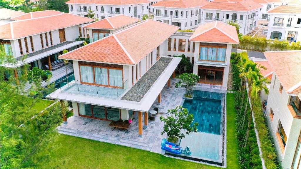 Luxury Danatrip Ocean Villas