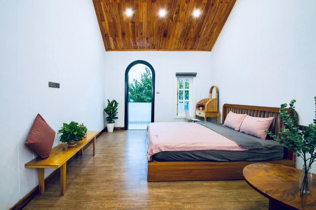 May House – Gorgeous 3 bedroom villa with pool