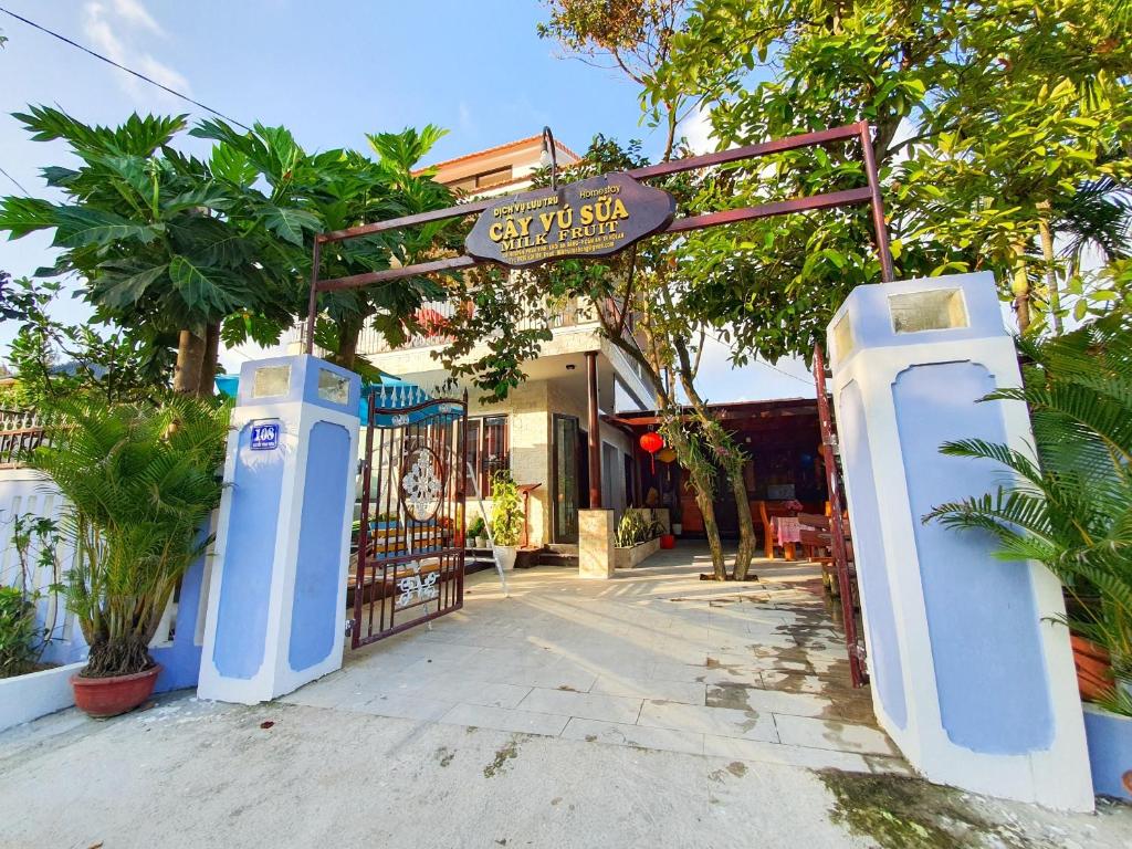 Milk Fruit Homestay – An Bang Beach