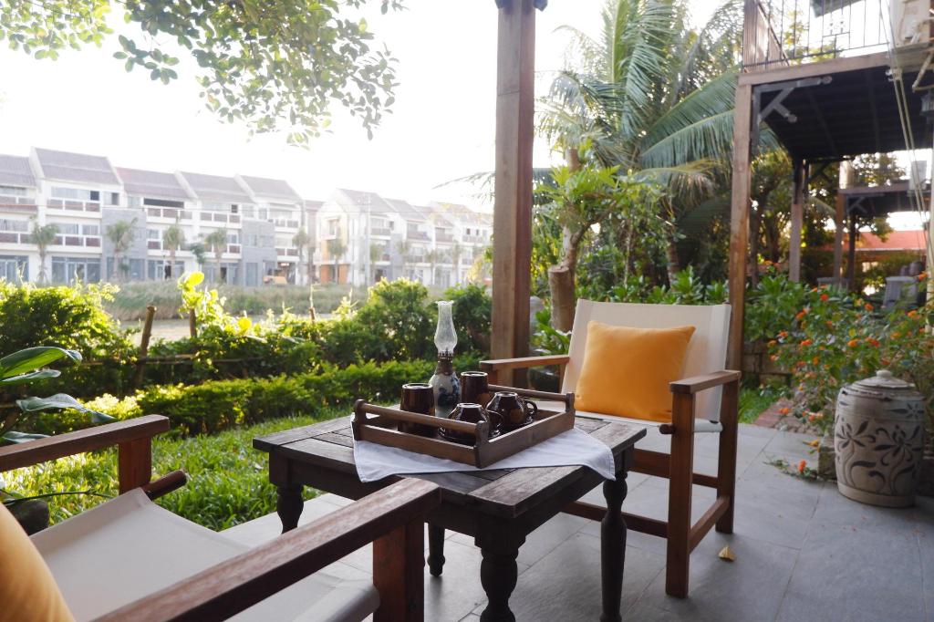 Nghê Riverside Villa Hội An
