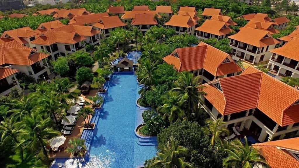 Purama Villas Beach Da Nang Resort