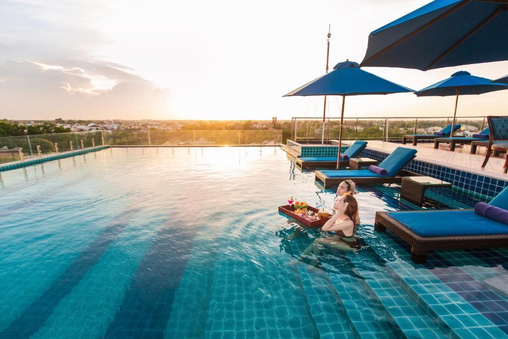Qualia De Hôtel Hoi An – Rooftop Bar City View