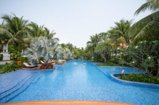 R11 Villa Resort Đà Nẵng