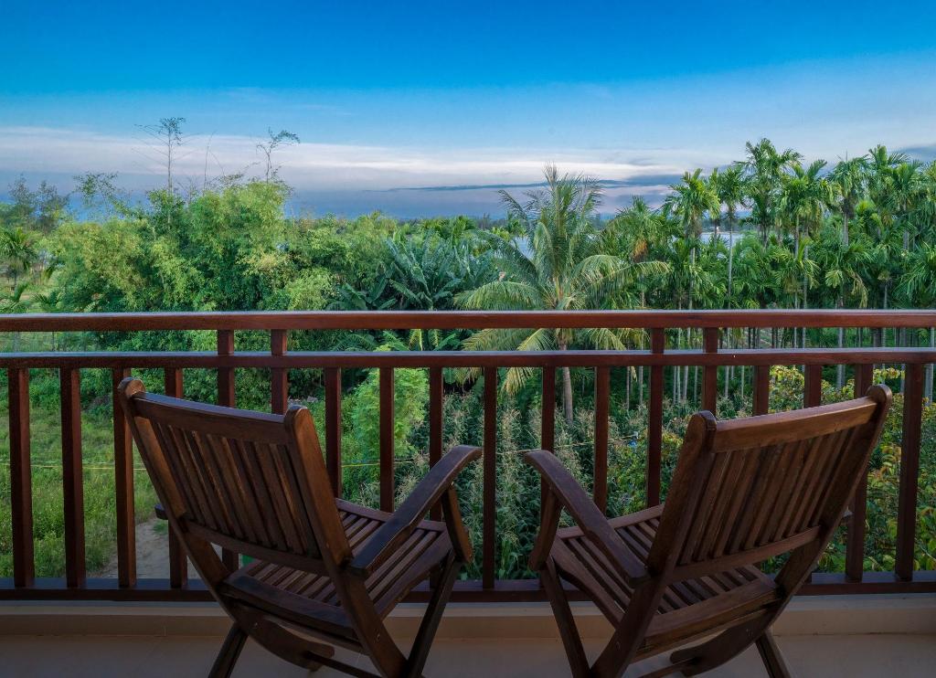 RIVERSIDE HAMLET Hoi An Homestay & Villas