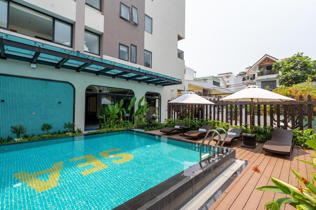 Sea Breeze Condotel Danang