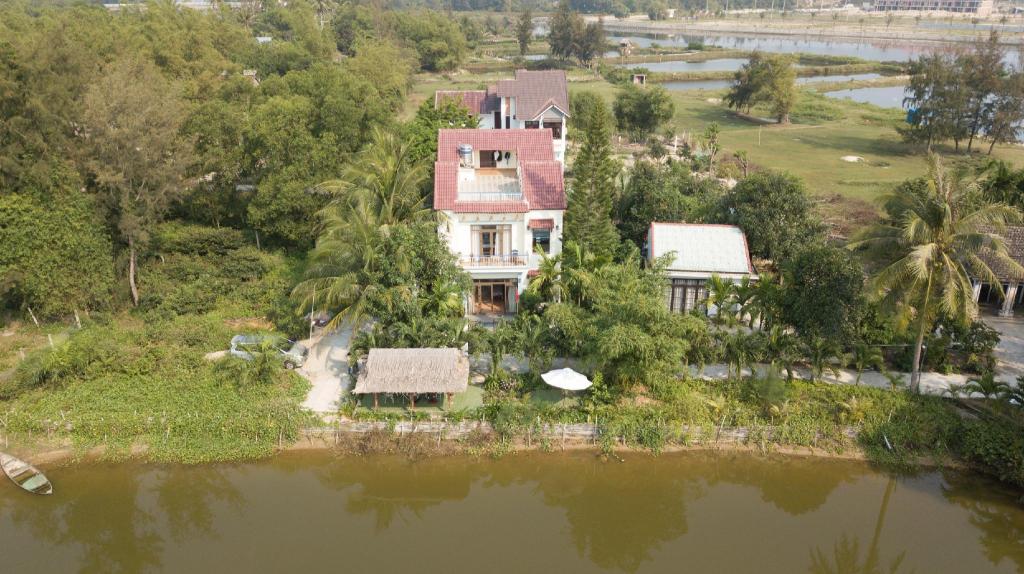 Trà Quế Riverside Homestay