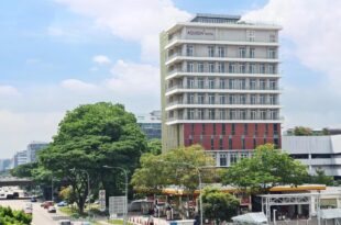 Aqueen Hotel Paya Lebar