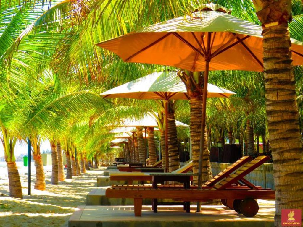 Gold Rooster – Con Gà Vàng Resort