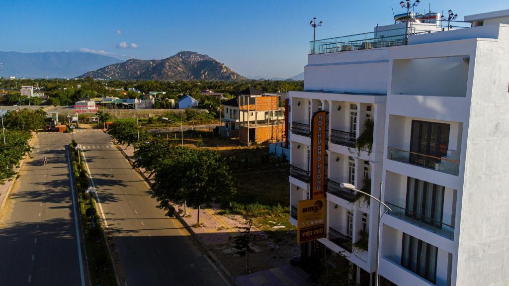 Hoa Hướng Dương Hotel