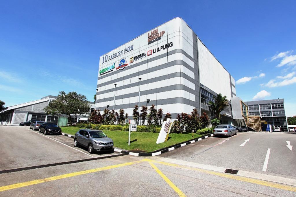 International Service Apartments at Raeburn Park