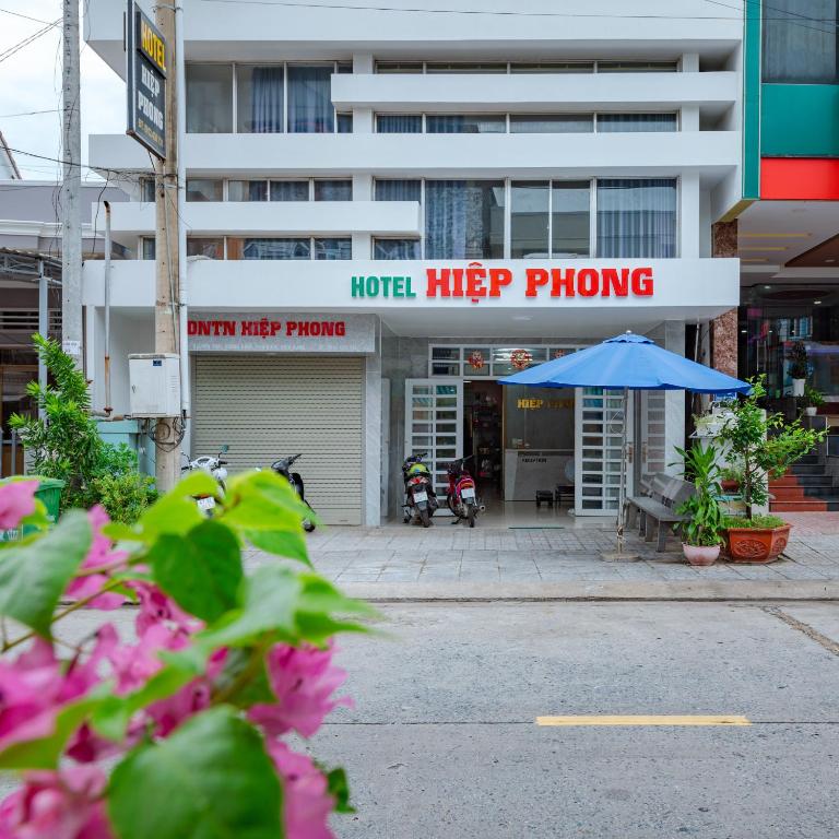 Khách Sạn Hiệp Phong
