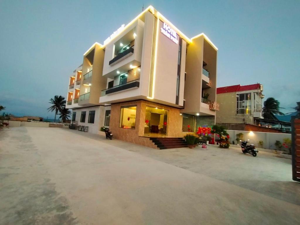 Khách Sạn Toàn Phát Dốc Lếch