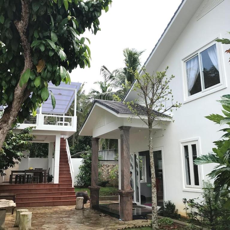 Le Giang Villa
