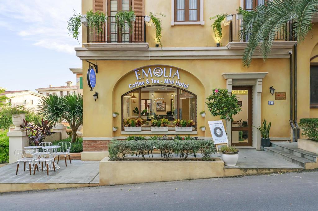 Lotus Home Corner & Rooftop