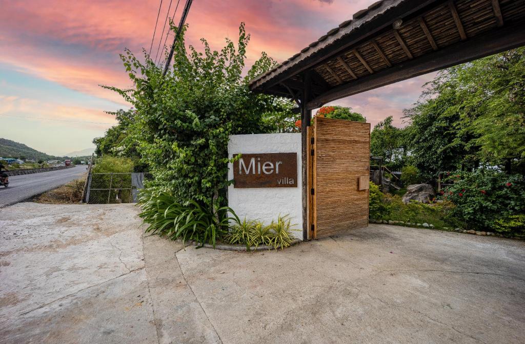 MIER VILLA – Nha Trang