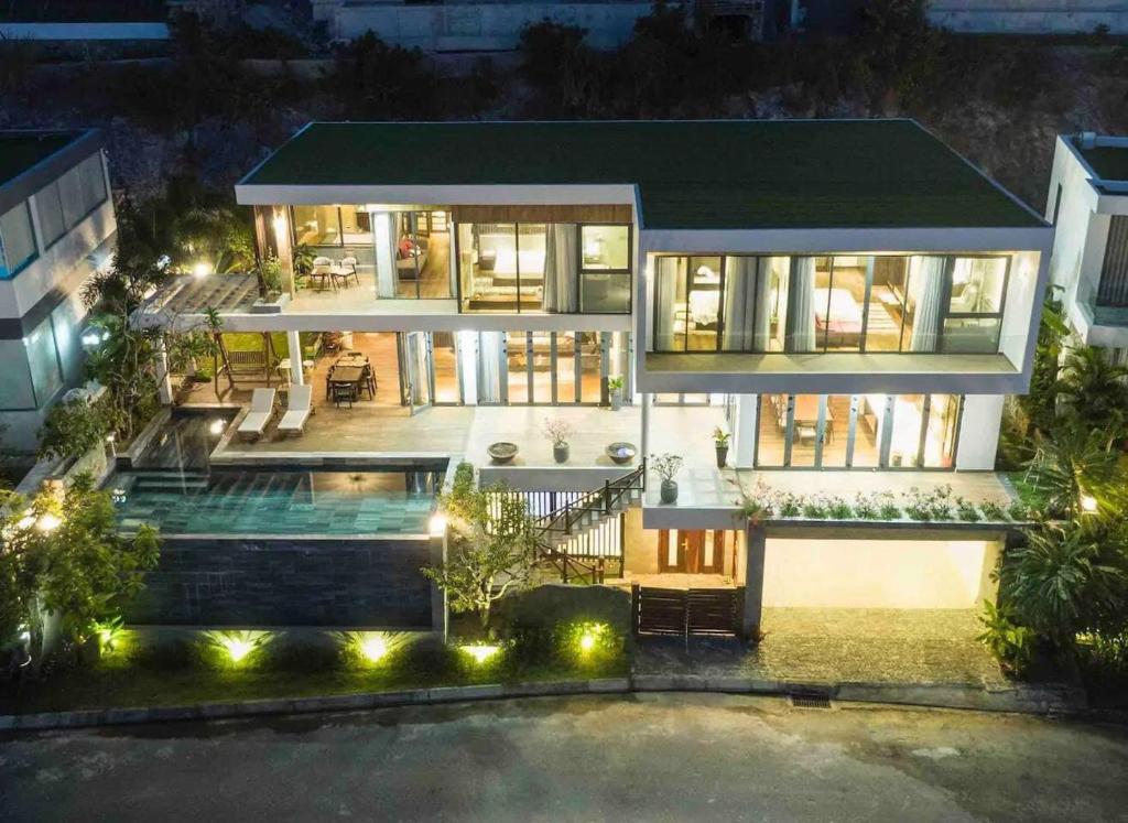 Mermaid Villa Nha Trang